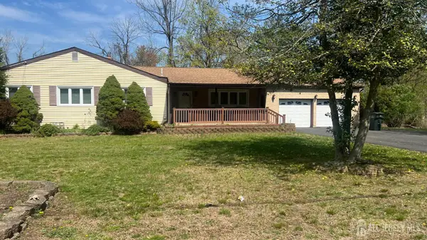 -19 Reeds Road, Tinton Falls, NJ 07724