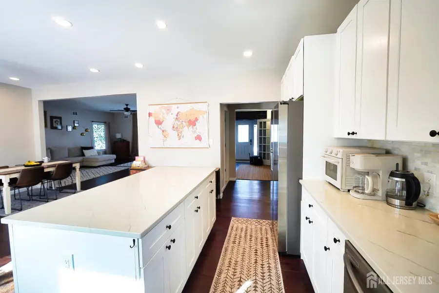 -28 E Duchess Avenue, Middletown, NJ 07748 - #2