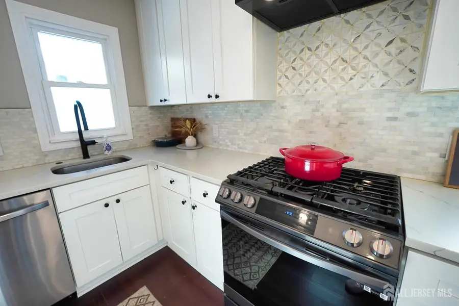 -28 E Duchess Avenue, Middletown, NJ 07748 - #3