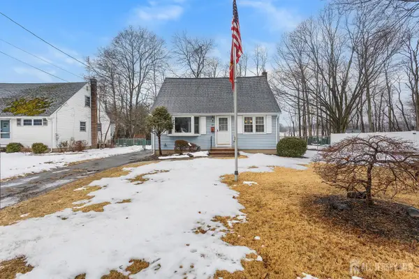 -336 W Crescent Parkway, South Plainfield, NJ 07080