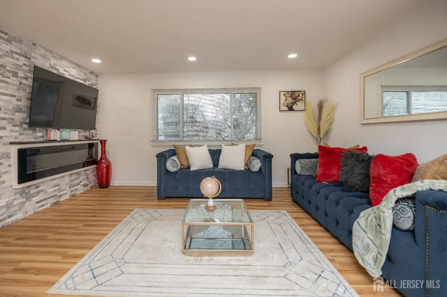 -175 E Rosewood Lane, Port Reading, NJ 07064 - #3