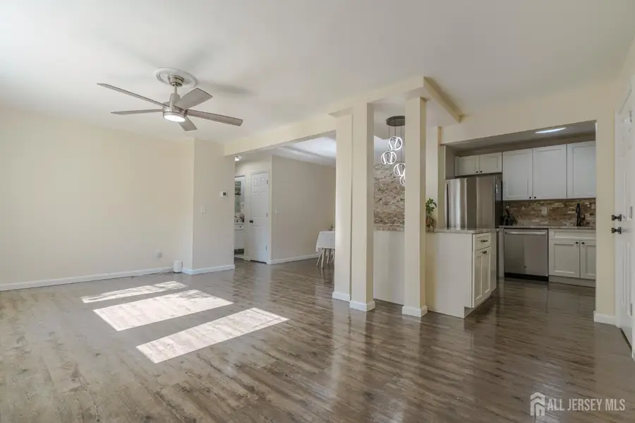 -903 Cricket Lane, Woodbridge, NJ 07095 - #3