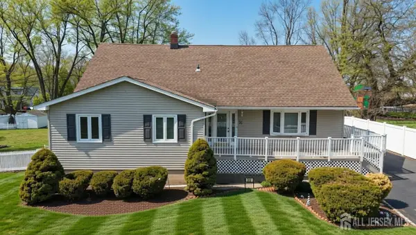 -35 Thompson Avenue, Fords, NJ 08863