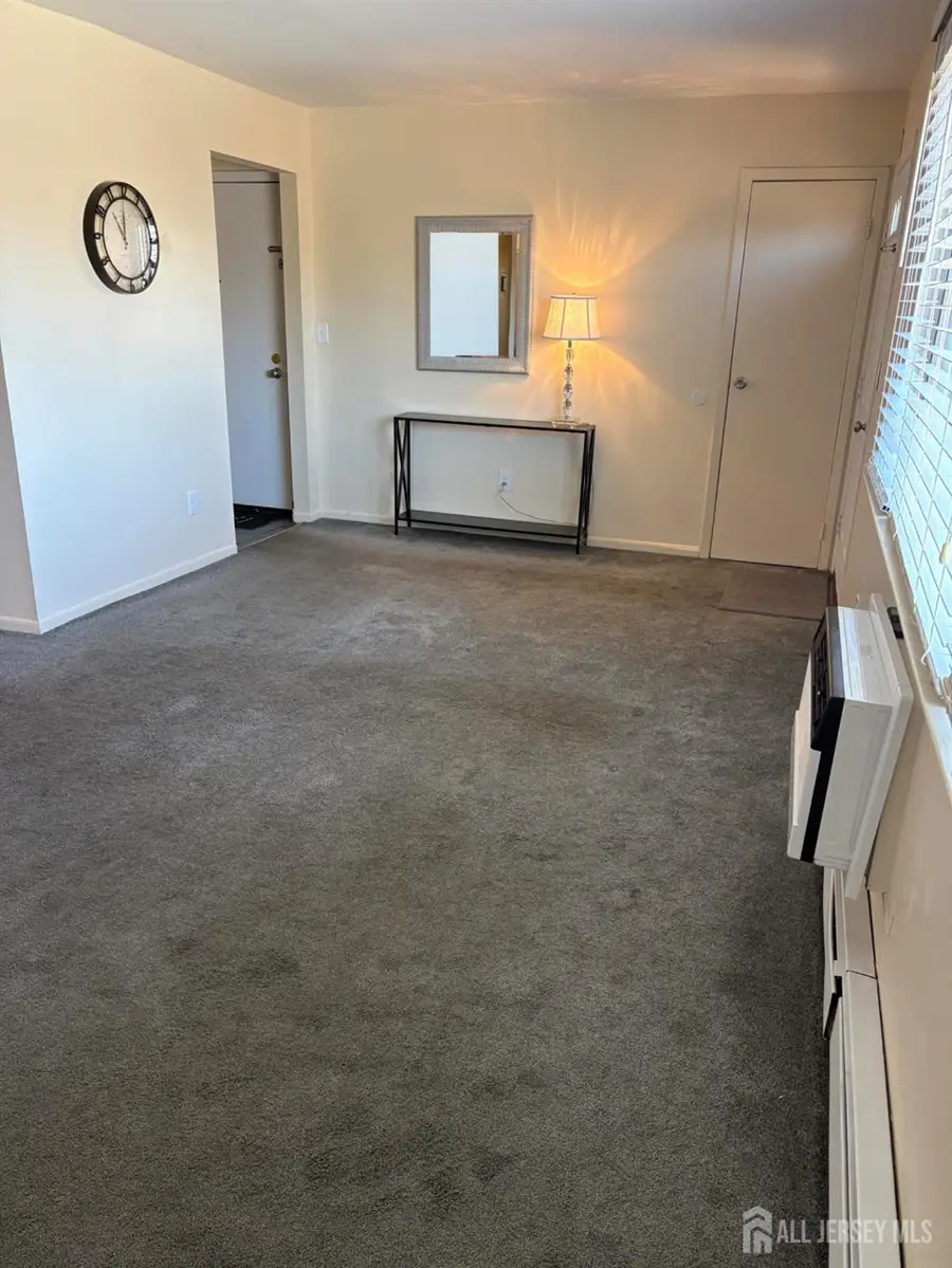 -648 Cricket Lane, Woodbridge, NJ 07095 - #2