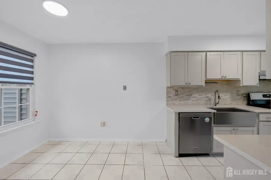-7 Farragut Square, Howell, NJ 07728 - #3