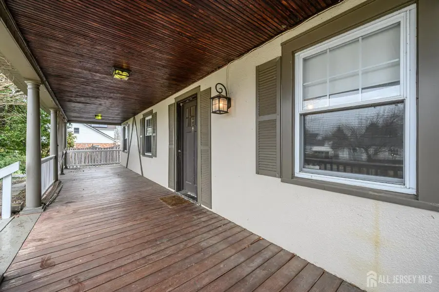 -324 N 8th Avenue N, Manville, NJ 08835 - #2