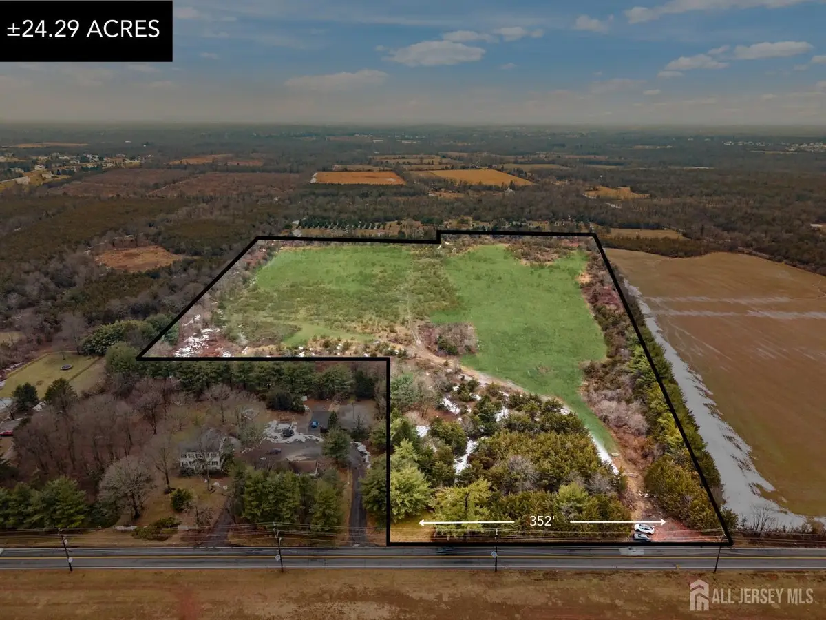 -583 S Middlebush Road S, Somerset, NJ 08873 - #1