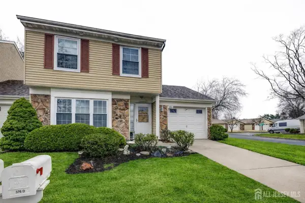 -376 Stirling Drive #D, Monroe, NJ 08831