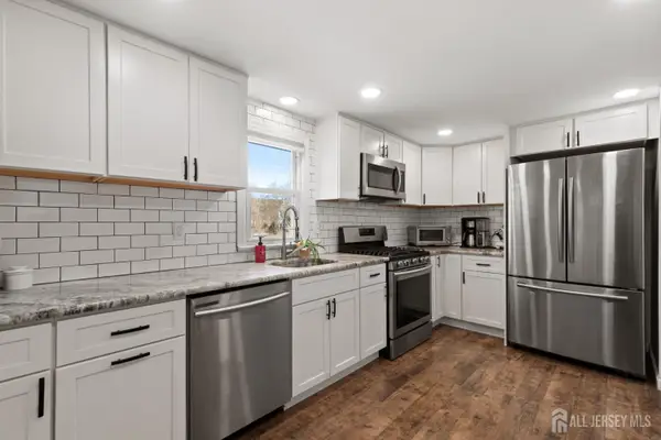 -13 Millers Lane, Milltown, NJ 08850