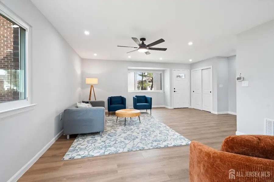 -4-F Lincoln Lane, South Brunswick, NJ 08810 - #2