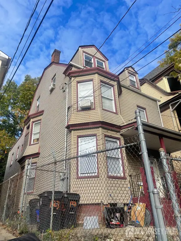 -123 Seymour Avenue, Newark, NJ 07108