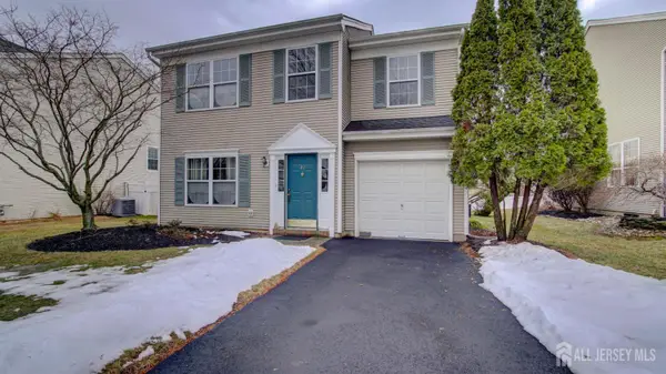 -32 Manley Road, Pennington, NJ 08534