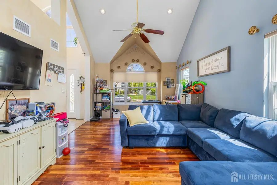 -1 Kristen Court, Matawan, NJ 07747 - #3