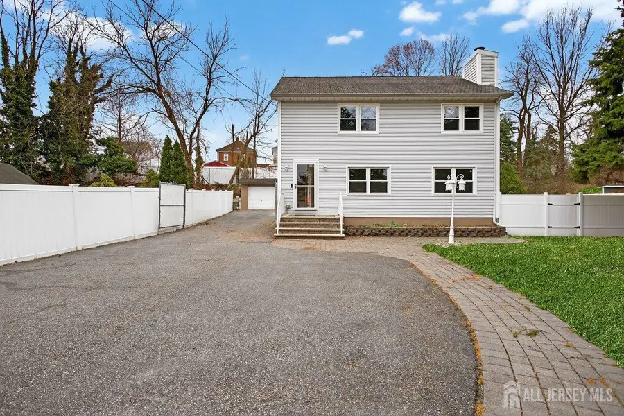 -49 Metuchen Avenue, Woodbridge, NJ 07095 - #2