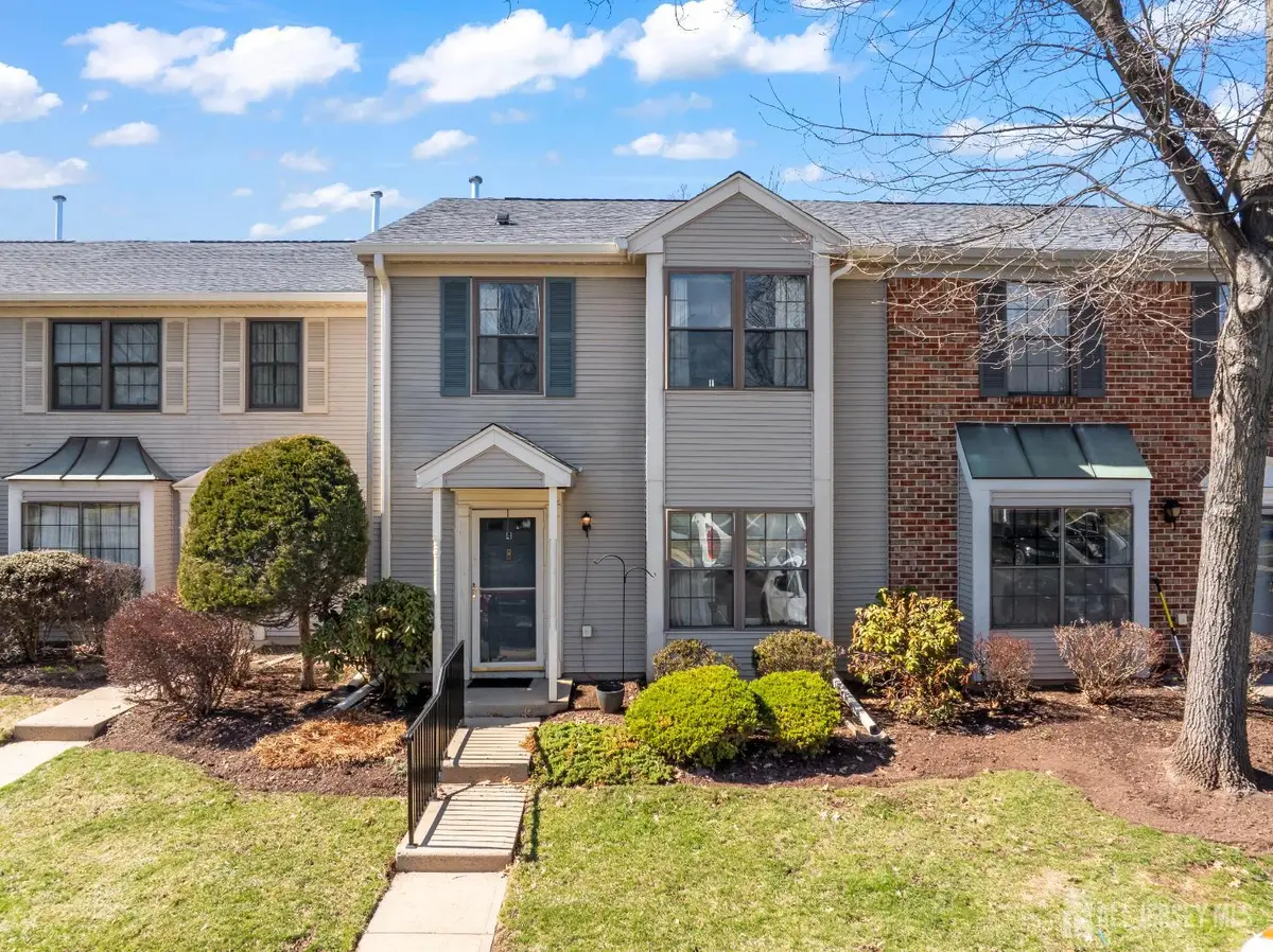 -4 Daniel Drive, Franklin Park, NJ 08823 - #1