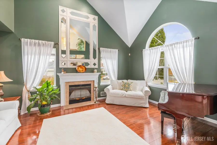 -2 Kristen Court, Matawan, NJ 07747 - #2