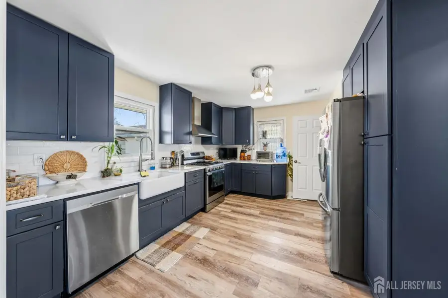 -162 Rutherford Avenue, Woodbridge, NJ 07095 - #2