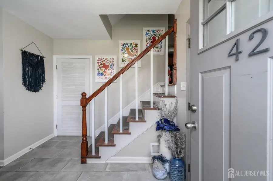 -42 Sefton Circle, Piscataway, NJ 08854 - #2