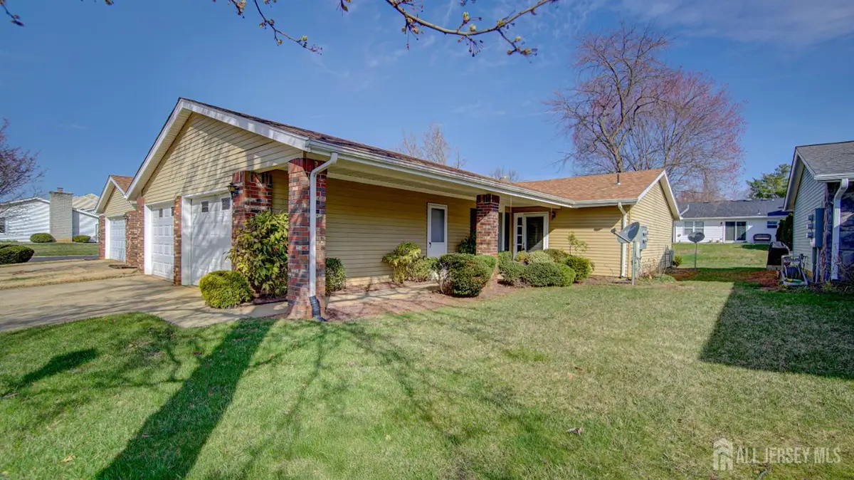 -370-B Duranta Plaza, Monroe, NJ 08831 - #1