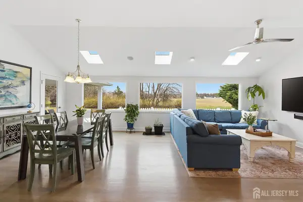 -23 Cranbury Neck Road, Cranbury, NJ 08512