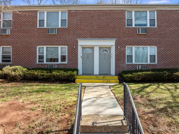-5 York Drive #5B, Edison, NJ 08817