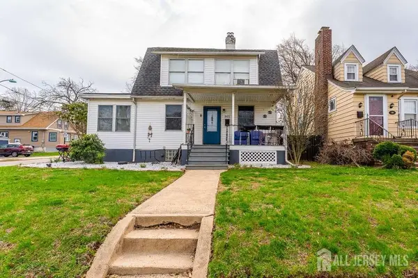 -902 Lee Avenue, North Brunswick, NJ 08902