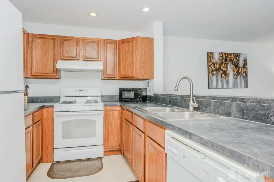 -425 Edpas Road, New Brunswick, NJ 08901 - #3