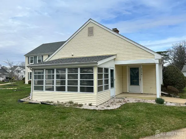 -136 Plymouth Lane #C, Monroe, NJ 08831