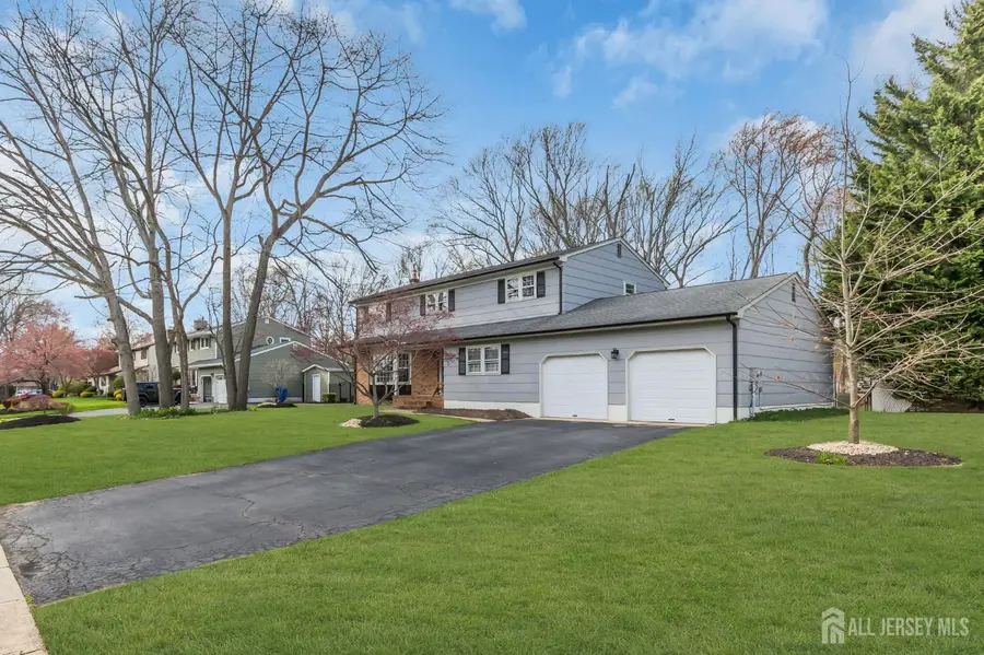 -8 Queens Place, Old Bridge, NJ 08857 - #3