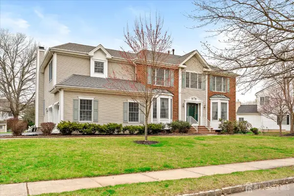 -4 Bergen Drive, Cranbury, NJ 08512