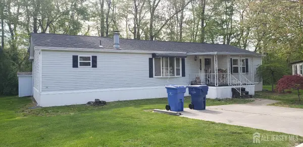 -58 Burns Road, North Brunswick, NJ 08902