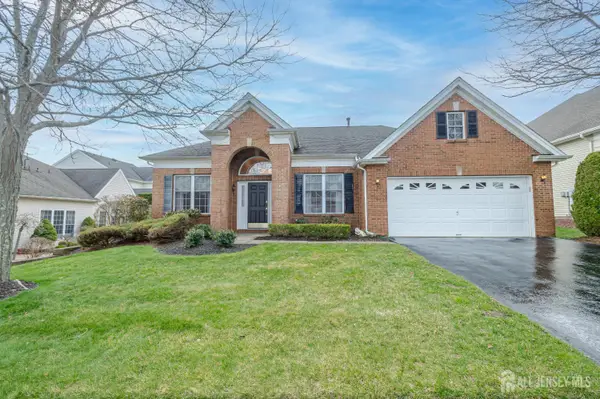 -3 Hogan Way, Monroe, NJ 08831