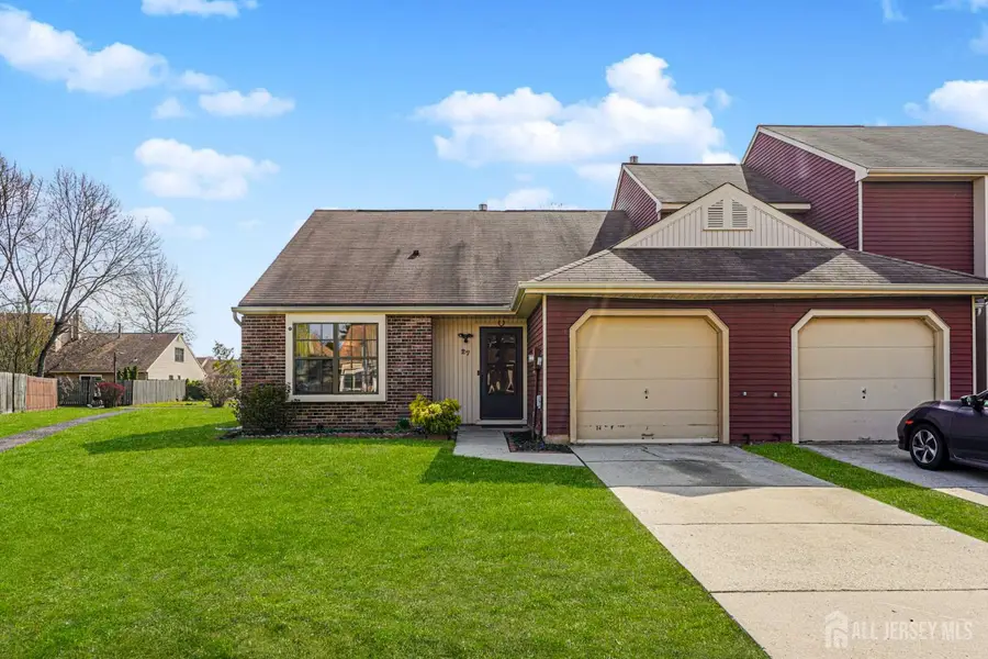 -27 Ross Court, East Brunswick, NJ 08816 - #2