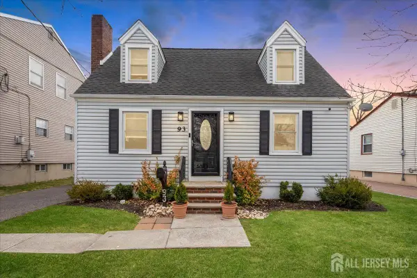 -93 Inwood Avenue, Colonia, NJ 07067