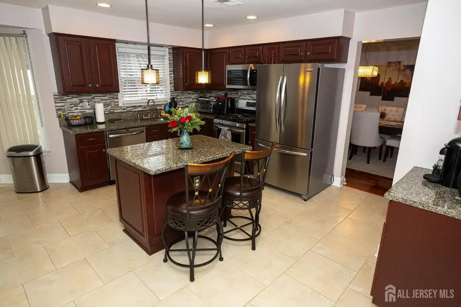 -31 Scarlet Drive, Sayreville, NJ 08859 - #3