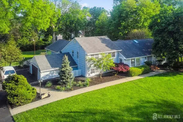 -109 Haywood Avenue, Piscataway, NJ 08854