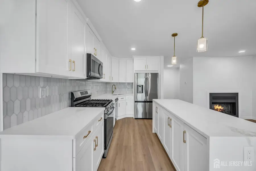 -165 Penn Court, Matawan, NJ 07747 - #2