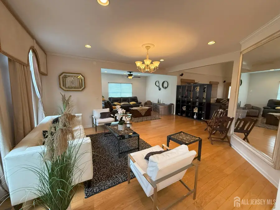 -28 Renk Farm Drive, South Brunswick, NJ 08852 - #3