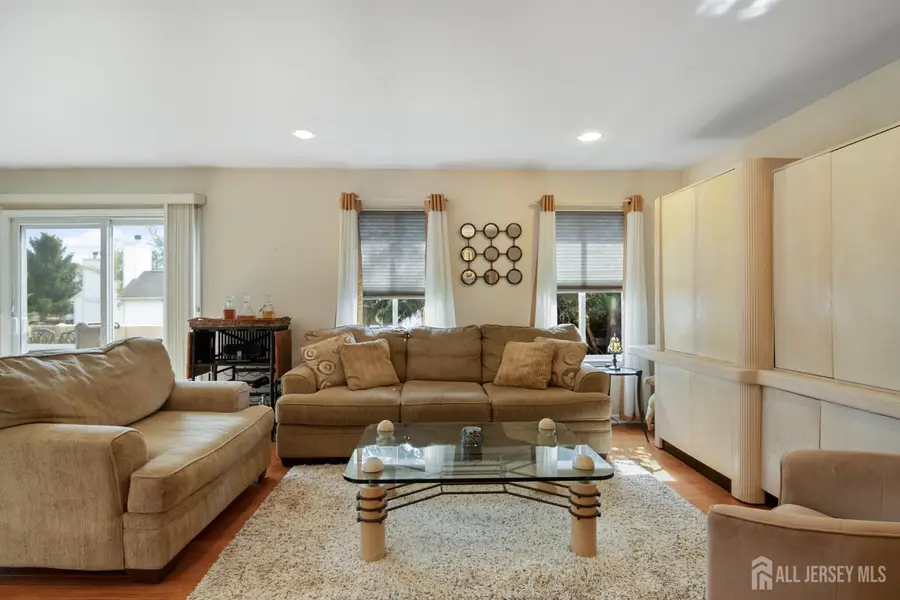 -8 Russell Court, Montville, NJ 07045 - #3