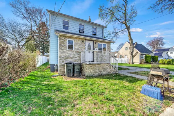 -1104 Congress Avenue, Teaneck, NJ 07666