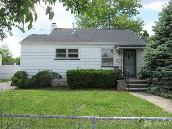 -11 Eisenhower Drive, Sayreville, NJ 08872