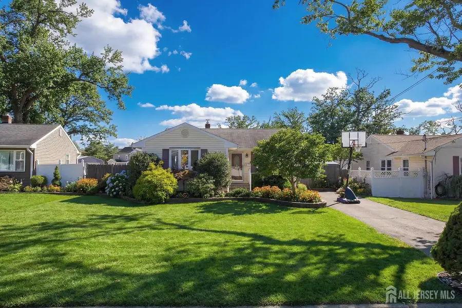 -52 Sunset Avenue, Old Bridge, NJ 08857 - #2