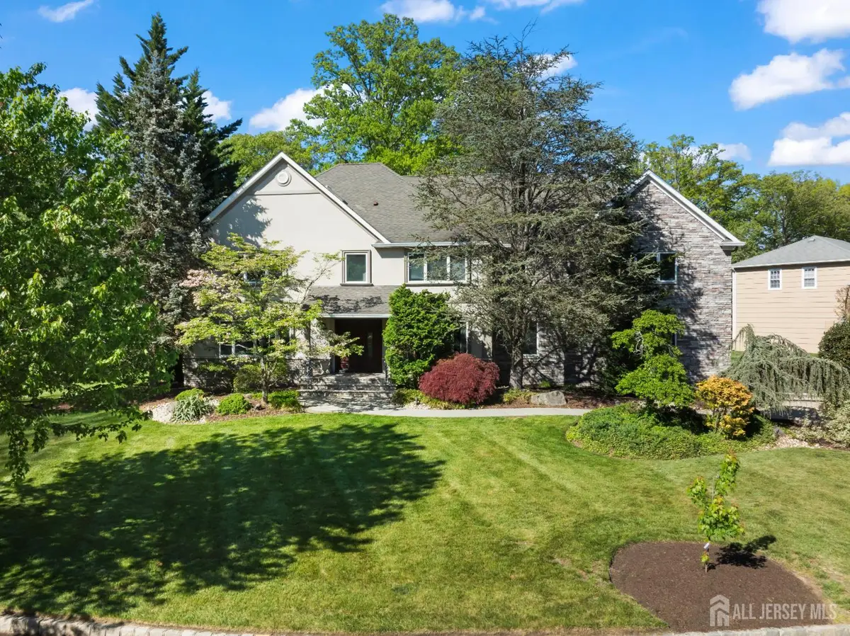 -3 Van Hise Court, East Brunswick, NJ 08816 - #1