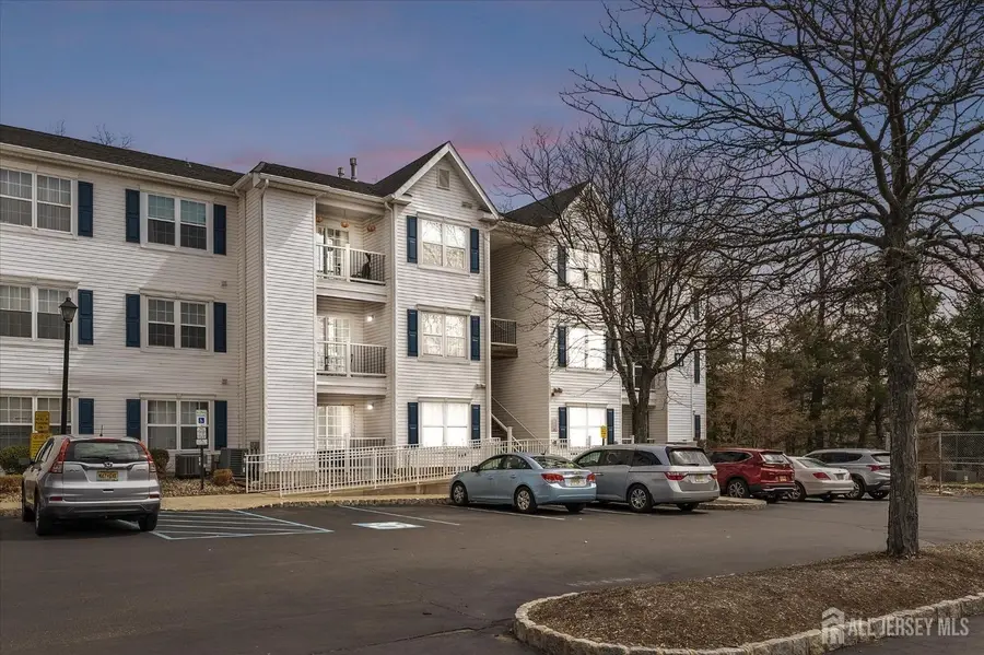 -1125 Waterford Drive W, Edison, NJ 08817 - #2