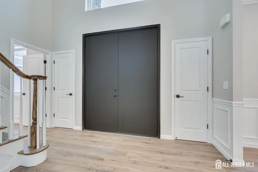 -7 Vale Street, Edison, NJ 08817 - #3