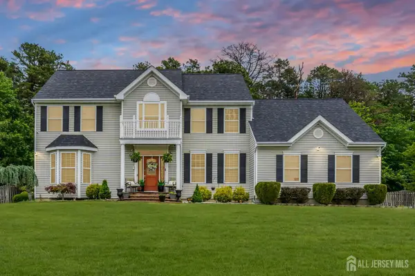 -3 Kingfisher Court, Jackson, NJ 08527