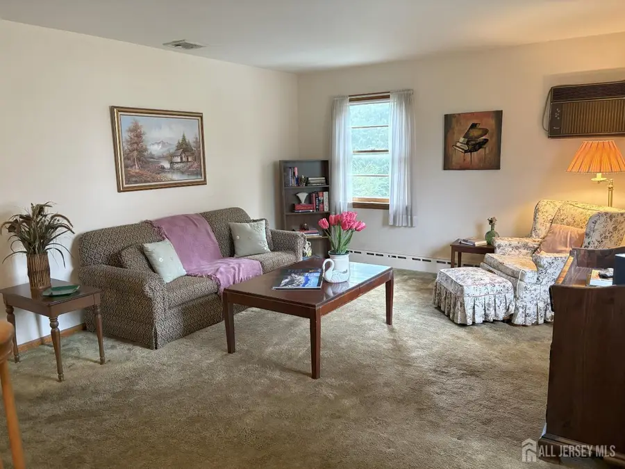 -7 Walnut Street, East Brunswick, NJ 08816 - #3