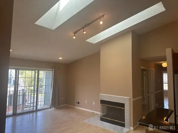 -68 Clay Street, North Brunswick, NJ 08902