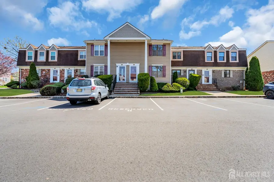 -53 Heritage Lane, Fords, NJ 08863 - #2