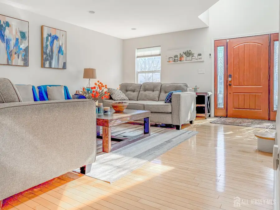 -22 Ginger Drive, Edison, NJ 08837 - #2